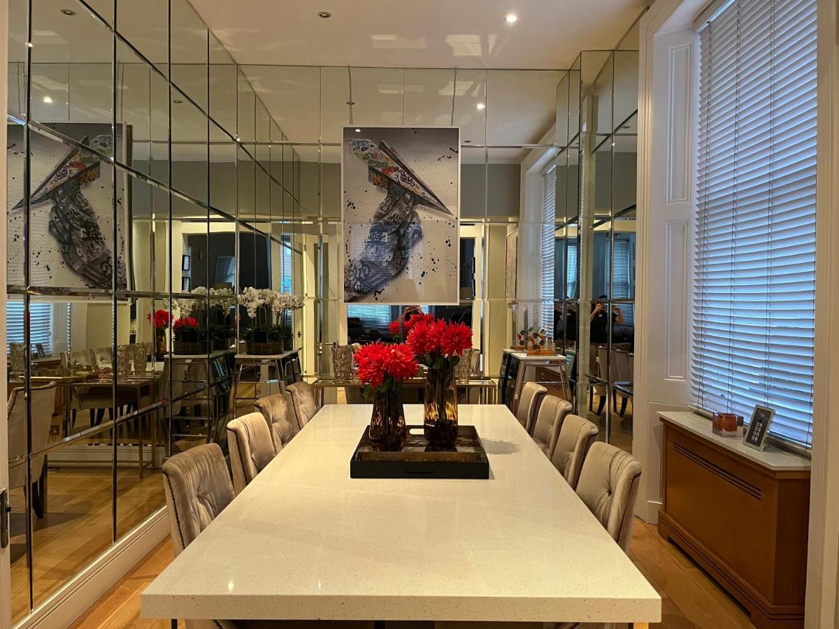 Mansion Queensberry London Bagian luar foto